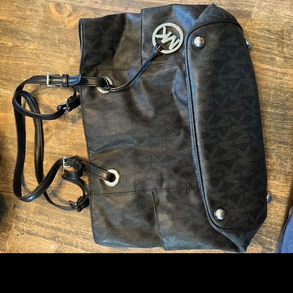 Mk black logo purse
